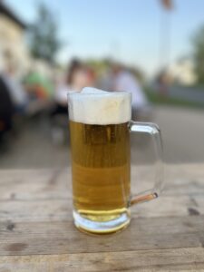 Maibaum setzen 2024 beim Feuerwehrverein Trages e. V.